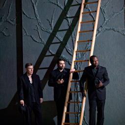 PAR LES VILLAGES . Stanislas Nordey . 2013 © Jean Louis Fernandez